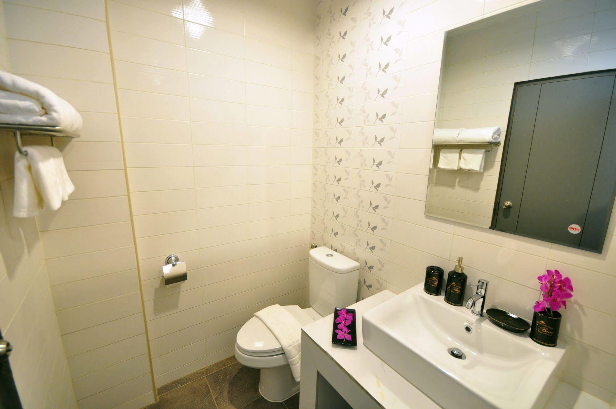 Chiangmai S.P. Hotel Chiang Mai Bagian luar foto