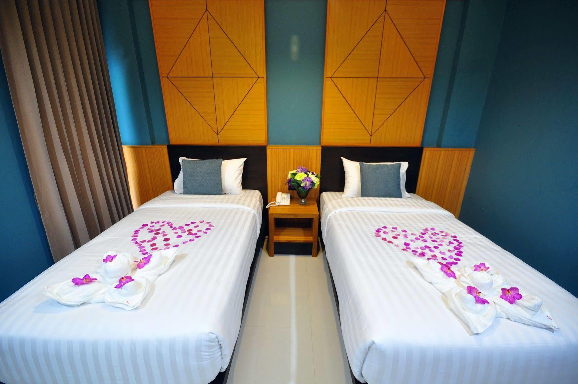 Chiangmai S.P. Hotel Chiang Mai Bagian luar foto