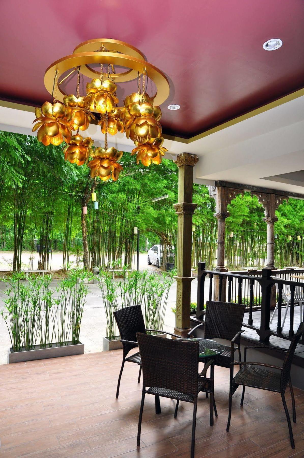 Chiangmai S.P. Hotel Chiang Mai Bagian luar foto